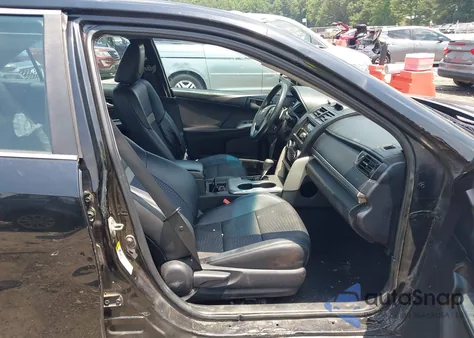 2012 Toyota Camry Se z USA, uszkodzony, nr VIN 4T1BF1FK6CU201934